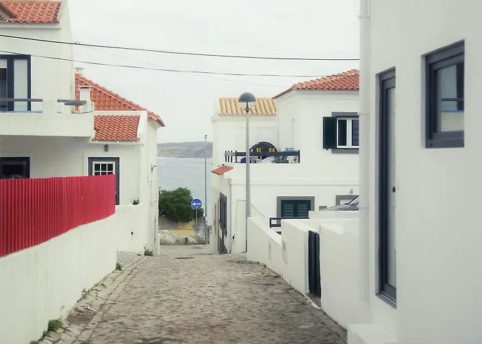 1 Minute From - Wood Шале *