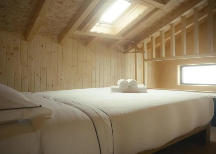 Шале 1 Minute From - Wood *