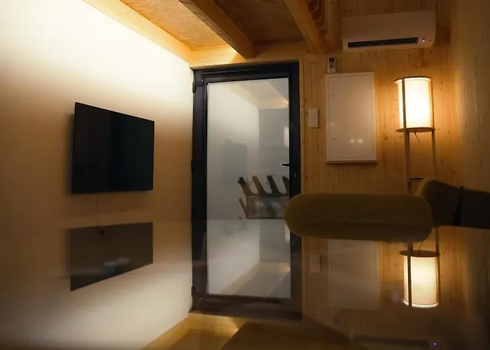 1 Minute From - Wood Шале *